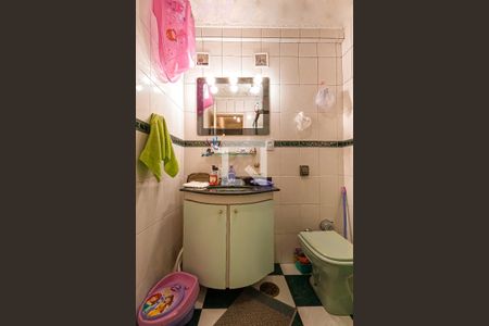 Apartamento à venda com 67m², 2 quartos e 1 vaga Apartamento à venda com 67m², 2 quartos e 1 vagaBanheiro