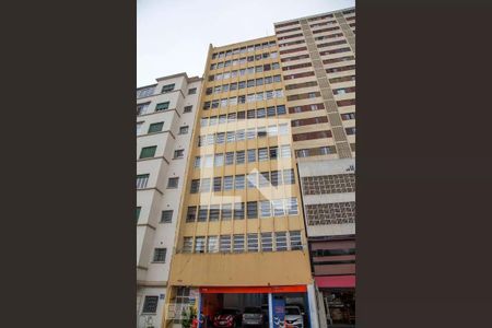 Apartamento à venda com 42m², 1 quarto e sem vaga Apartamento à venda com 42m², 1 quarto e sem vagaFachada