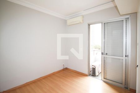 Suíte  de apartamento à venda com 3 quartos, 100m² em Vila Olímpia, São Paulo