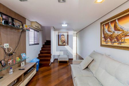 Sala  de casa à venda com 3 quartos, 200m² em Artur Alvim, São Paulo