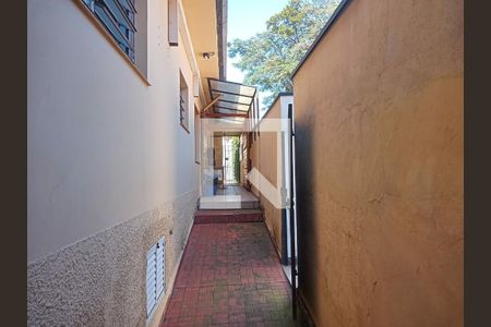Casa à venda com 1 quarto, 228m² em Vila Guarani (Zona Sul), São Paulo