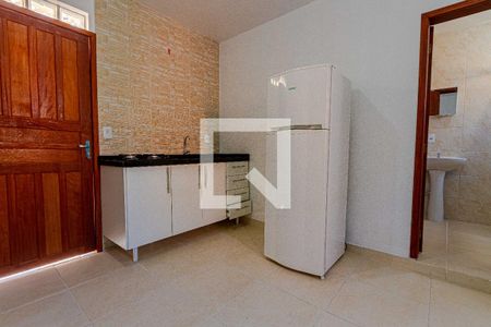 Cozinha de kitnet/studio para alugar com 1 quarto, 20m² em Jardim Cidade de Florianópolis, São José