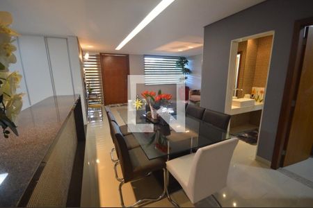 Casa à venda com 4 quartos, 250m² em Trevo, Belo Horizonte
