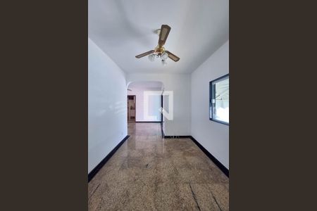 Quarto 1 de casa para alugar com 3 quartos, 360m² em Serra Grande, Niterói