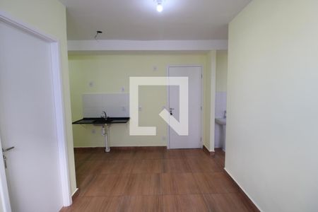 Sala/Cozinha de apartamento para alugar com 2 quartos, 37m² em Vila Diva, São Paulo