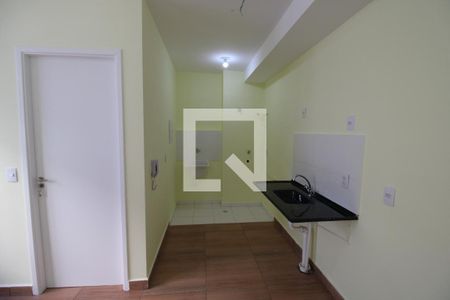 Sala/Cozinha de apartamento para alugar com 2 quartos, 37m² em Vila Diva, São Paulo