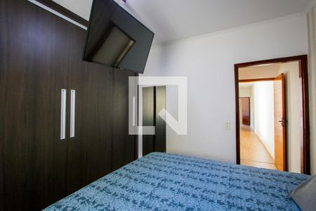 Quarto 1 - Suíte  de casa para alugar com 3 quartos, 244m² em Vila Mazzei, Santo André