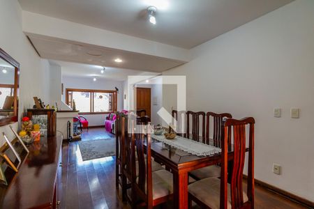 Sala de casa de condomínio à venda com 4 quartos, 198m² em Teresópolis, Porto Alegre