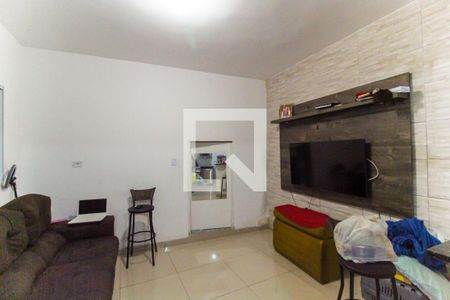 Sala/Quarto de casa para alugar com 1 quarto, 38m² em Vila Santa Inês, São Paulo
