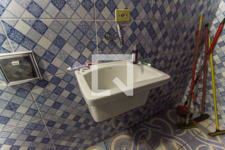 Banheiro de casa para alugar com 1 quarto, 38m² em Vila Santa Inês, São Paulo