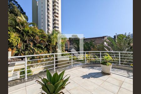 Casa à venda com 458m², 4 quartos e 5 vagas