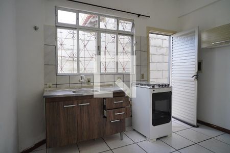 Sala - Cozinha de apartamento para alugar com 1 quarto, 35m² em Ingleses do Rio Vermelho, Florianópolis