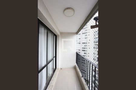 Varanda de apartamento para alugar com 2 quartos, 75m² em Jardim Caboré, São Paulo