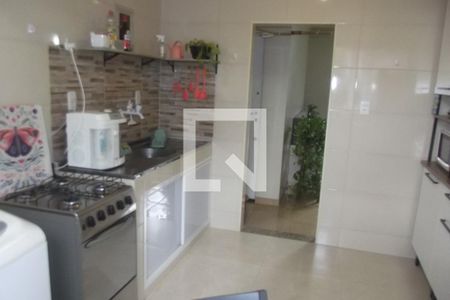 Cozinha de apartamento à venda com 3 quartos, 85m² em Del Castilho, Rio de Janeiro