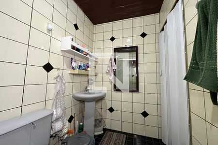 Banheiro de casa à venda com 2 quartos, 90m² em Santos Dumont, São Leopoldo