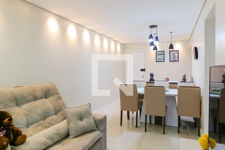 Sala de apartamento para alugar com 3 quartos, 62m² em Jardim Utinga, Santo André