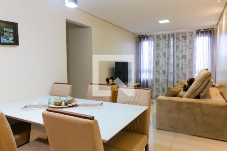 Sala de apartamento para alugar com 3 quartos, 62m² em Jardim Utinga, Santo André