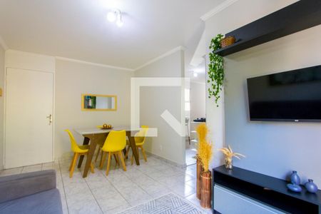 Sala de apartamento à venda com 2 quartos, 50m² em Vila Guarará, Santo André