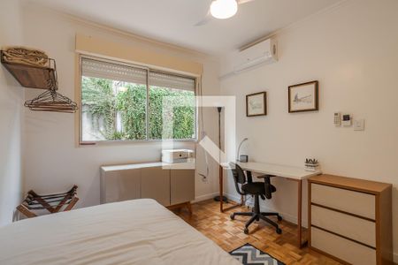 Quarto 2 de apartamento para alugar com 2 quartos, 54m² em Mont Serrat, Porto Alegre