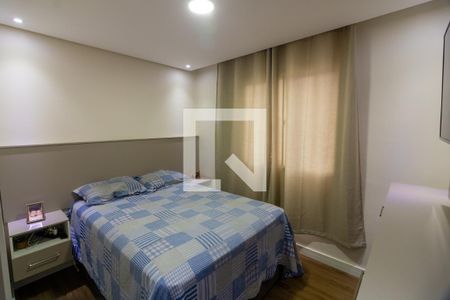 Quarto 2 de apartamento para alugar com 2 quartos, 47m² em Jardim Helga, São Paulo