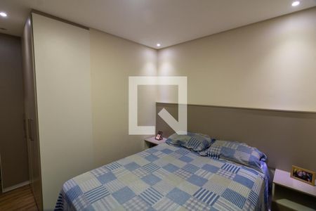 Quarto 2 de apartamento para alugar com 2 quartos, 47m² em Jardim Helga, São Paulo