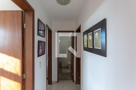 Corredor de apartamento à venda com 4 quartos, 92m² em Silveira, Belo Horizonte