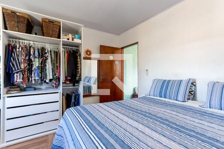 Quarto 1 de casa para alugar com 2 quartos, 60m² em Vila Nivi, São Paulo