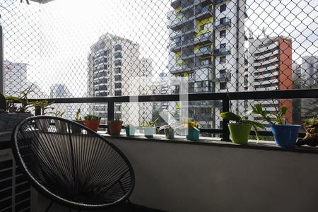 Varanda de apartamento à venda com 3 quartos, 107m² em Vila Andrade, São Paulo
