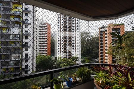 Varanda de apartamento à venda com 3 quartos, 107m² em Vila Andrade, São Paulo