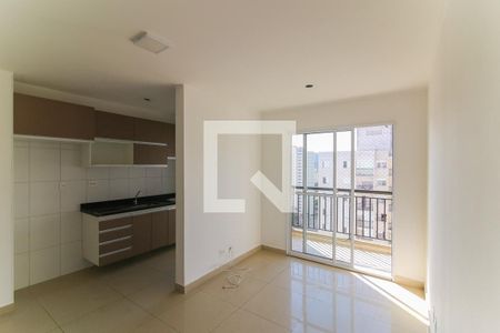 Sala de apartamento para alugar com 2 quartos, 50m² em Vila Praia, São Paulo