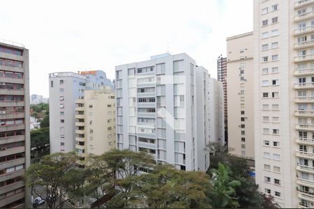 Vista de apartamento à venda com 3 quartos, 130m² em Itaim Bibi, São Paulo