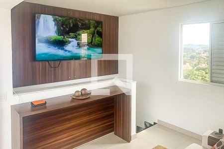 Sala 1 de apartamento para alugar com 2 quartos, 110m² em Ouro Preto, Belo Horizonte