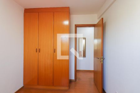 Quarto 1 de apartamento para alugar com 2 quartos, 60m² em Batel, Curitiba