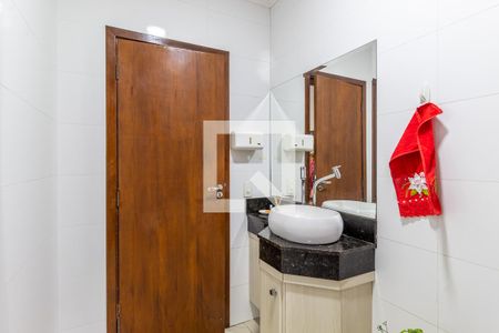 Casa à venda com 280m², 3 quartos e 4 vagas Casa à venda com 280m², 3 quartos e 4 vagasBanheiro