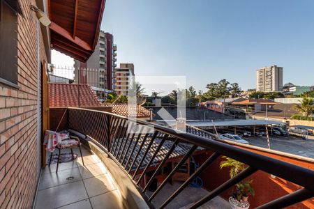 Casa à venda com 280m², 3 quartos e 4 vagas Casa à venda com 280m², 3 quartos e 4 vagasSacada Quarto 2
