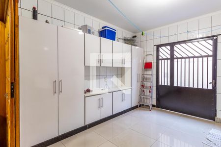 Casa à venda com 280m², 3 quartos e 4 vagas Casa à venda com 280m², 3 quartos e 4 vagasÁrea de Serviço
