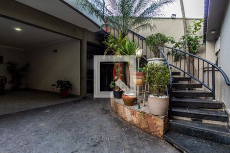 Casa à venda com 280m², 3 quartos e 4 vagas Casa à venda com 280m², 3 quartos e 4 vagasGaragem