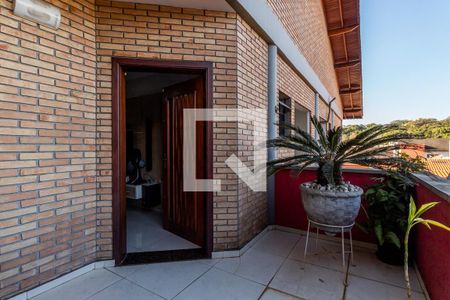 Casa à venda com 280m², 3 quartos e 4 vagas Casa à venda com 280m², 3 quartos e 4 vagasVaranda
