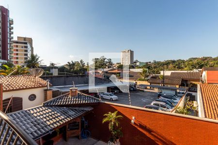 Casa à venda com 280m², 3 quartos e 4 vagas Casa à venda com 280m², 3 quartos e 4 vagasSacada Quarto 2