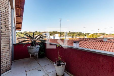 Casa à venda com 280m², 3 quartos e 4 vagas Casa à venda com 280m², 3 quartos e 4 vagasVaranda