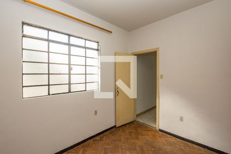 Quarto 2 de casa à venda com 5 quartos, 250m² em Padre Eustáquio, Belo Horizonte