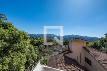 Casa de condomínio à venda com 700m², 4 quartos e 5 vagas Casa de condomínio à venda com 700m², 4 quartos e 5 vagasSuíte 2