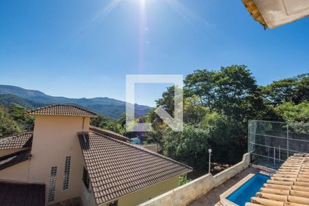 Casa de condomínio à venda com 700m², 4 quartos e 5 vagas Casa de condomínio à venda com 700m², 4 quartos e 5 vagasSemi suíte 1