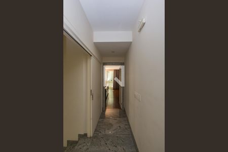 Casa de condomínio à venda com 700m², 4 quartos e 5 vagas