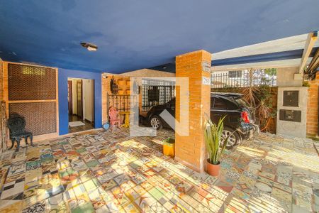 garagem de casa para alugar com 3 quartos, 220m² em Vila Mariana, São Paulo