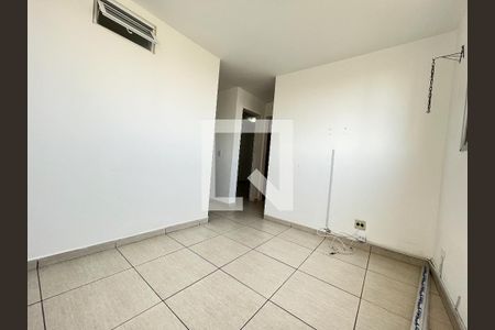 Sala de apartamento à venda com 3 quartos, 50m² em Vila Campestre, São Paulo