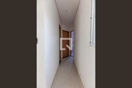 Corredor de apartamento à venda com 2 quartos, 47m² em Vila Pires, Santo André