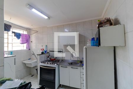 Cozinha de apartamento à venda com 2 quartos, 57m² em Parque Residencial Vila União, Campinas