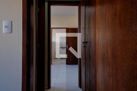 Corredor de apartamento para alugar com 1 quarto, 45m² em Cidade Nova, Belo Horizonte