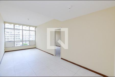 Apartamento à venda com 75m², 2 quartos e 1 vagaSala